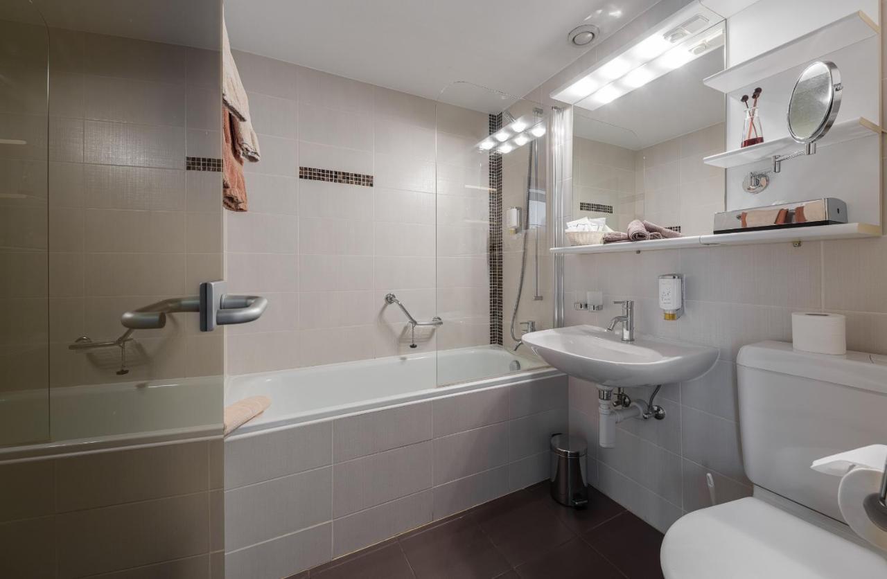 Relais Bayard Hotel Leuk Екстериор снимка