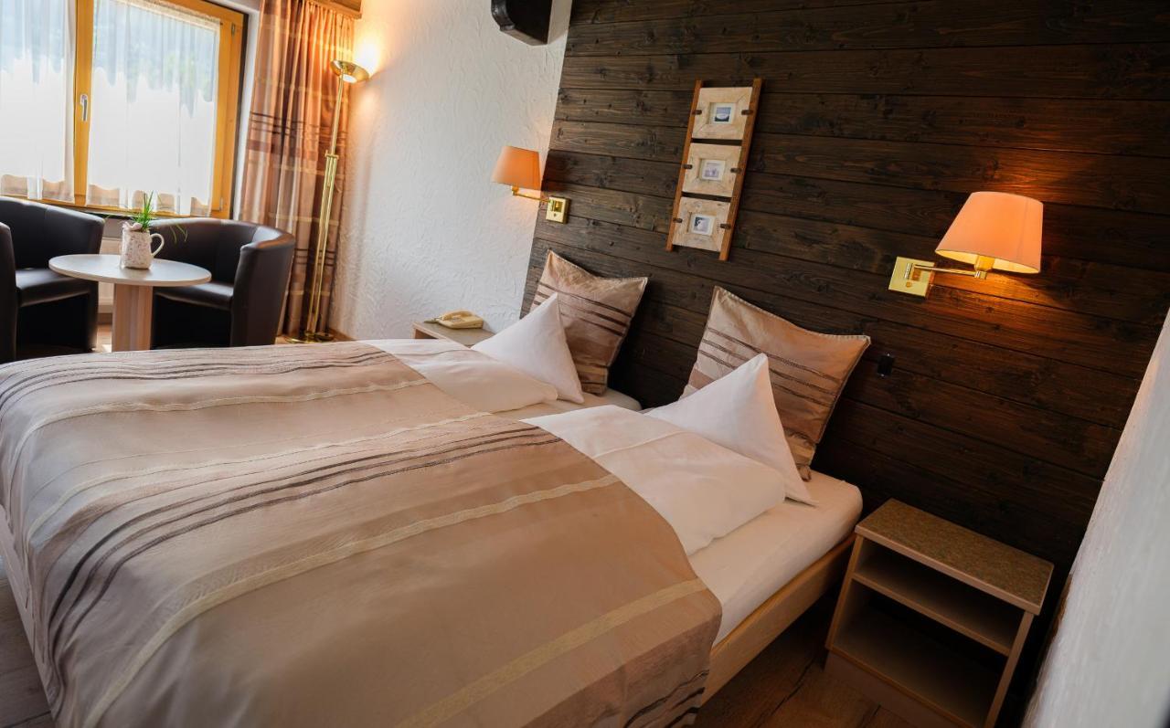 Relais Bayard Hotel Leuk Екстериор снимка