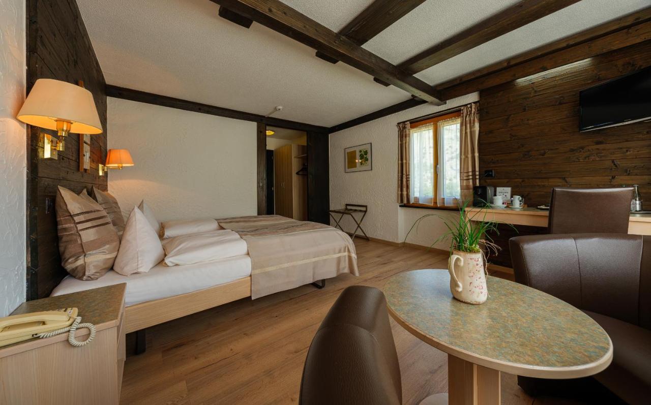 Relais Bayard Hotel Leuk Екстериор снимка