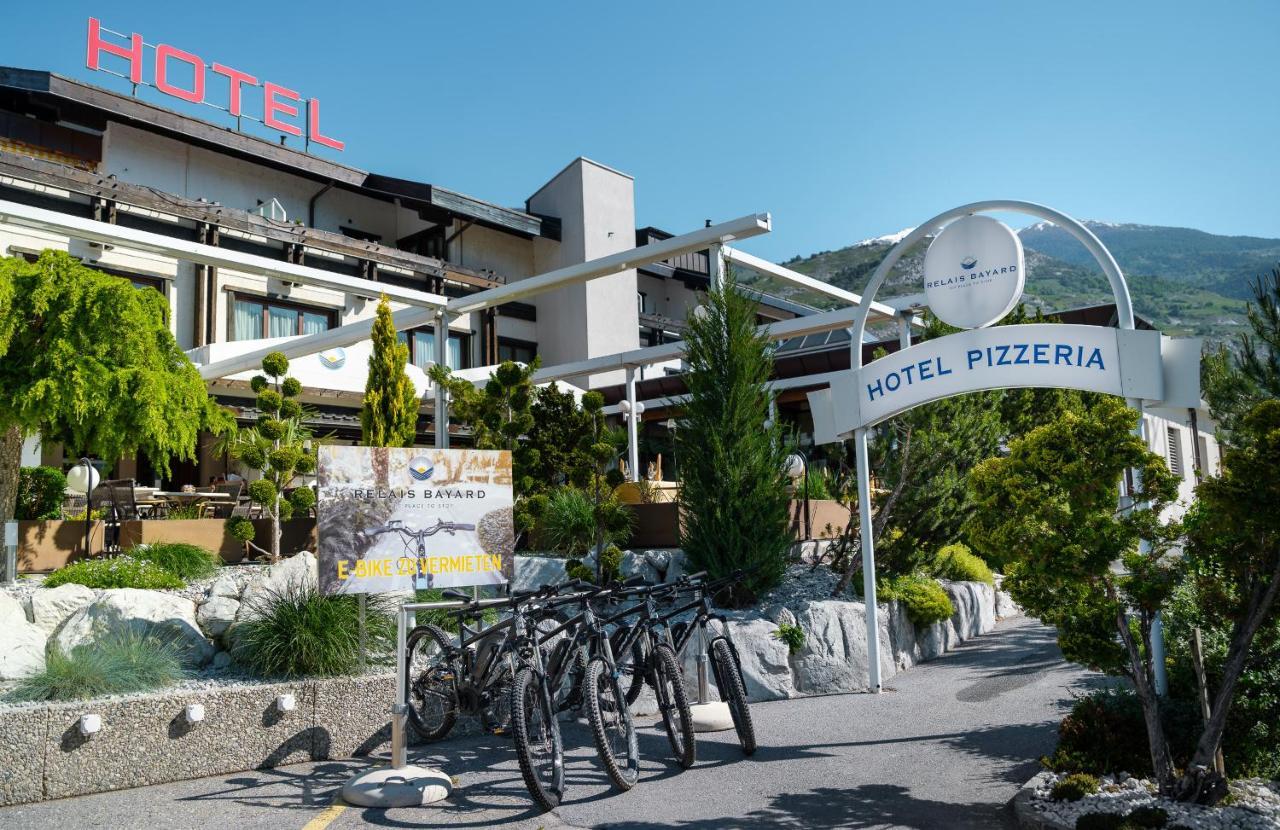 Relais Bayard Hotel Leuk Екстериор снимка