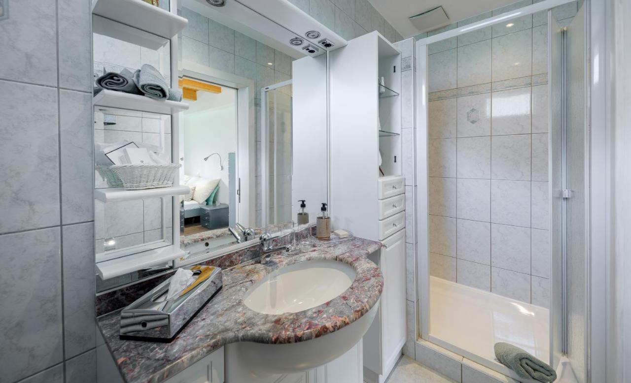 Relais Bayard Hotel Leuk Екстериор снимка